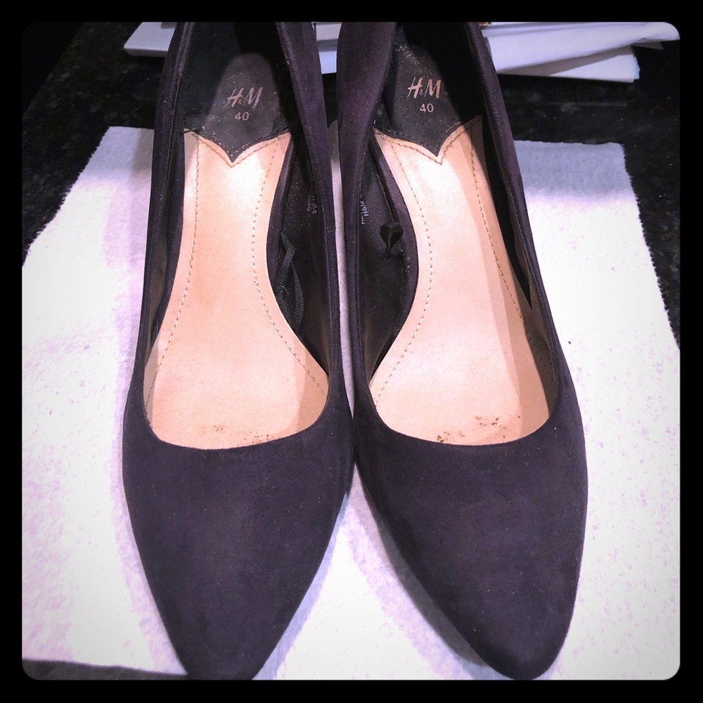 Black suede heels